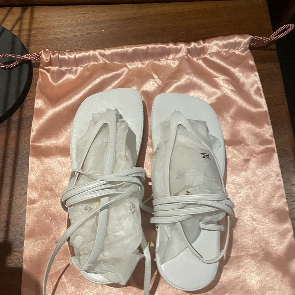 Amina Muaddi Jamie Sandals - Picture 3 of 4